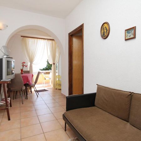 Apartments By The Sea Novi Vinodolski - 5558 Room photo